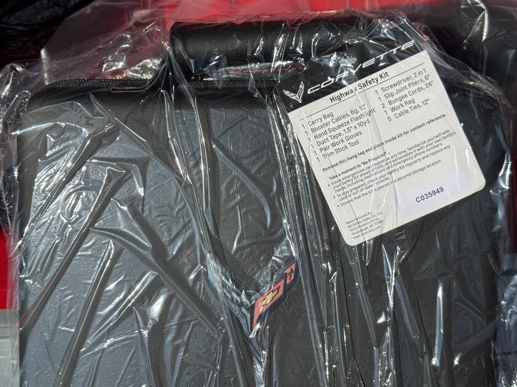 New 2026 Chevrolet Corvette Z06 w/ Stealth Interior Trim Package RWD image 13