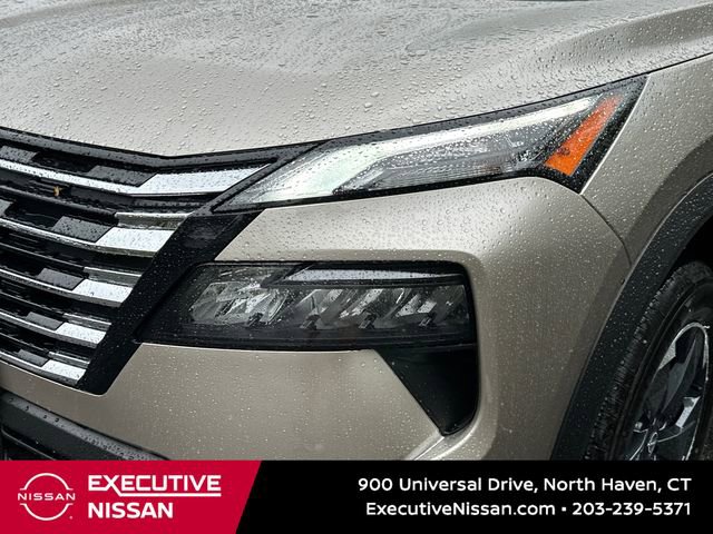 New 2026 Nissan Rogue SV image 7