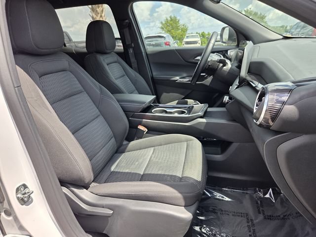 Used 2025 Chevrolet Equinox LT FWD image 17