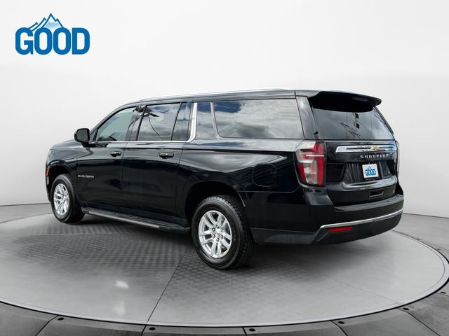 Used 2024 Chevrolet Suburban LT image 3