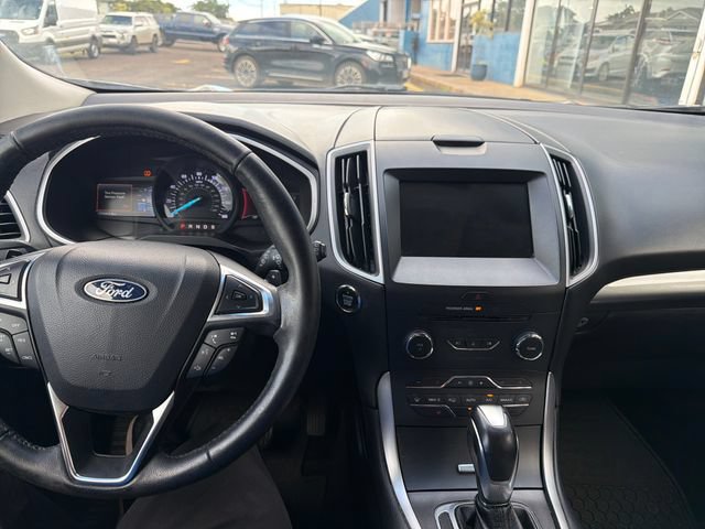 Used 2018 Ford Edge SEL w/ Equipment Group 201A FWD image 12