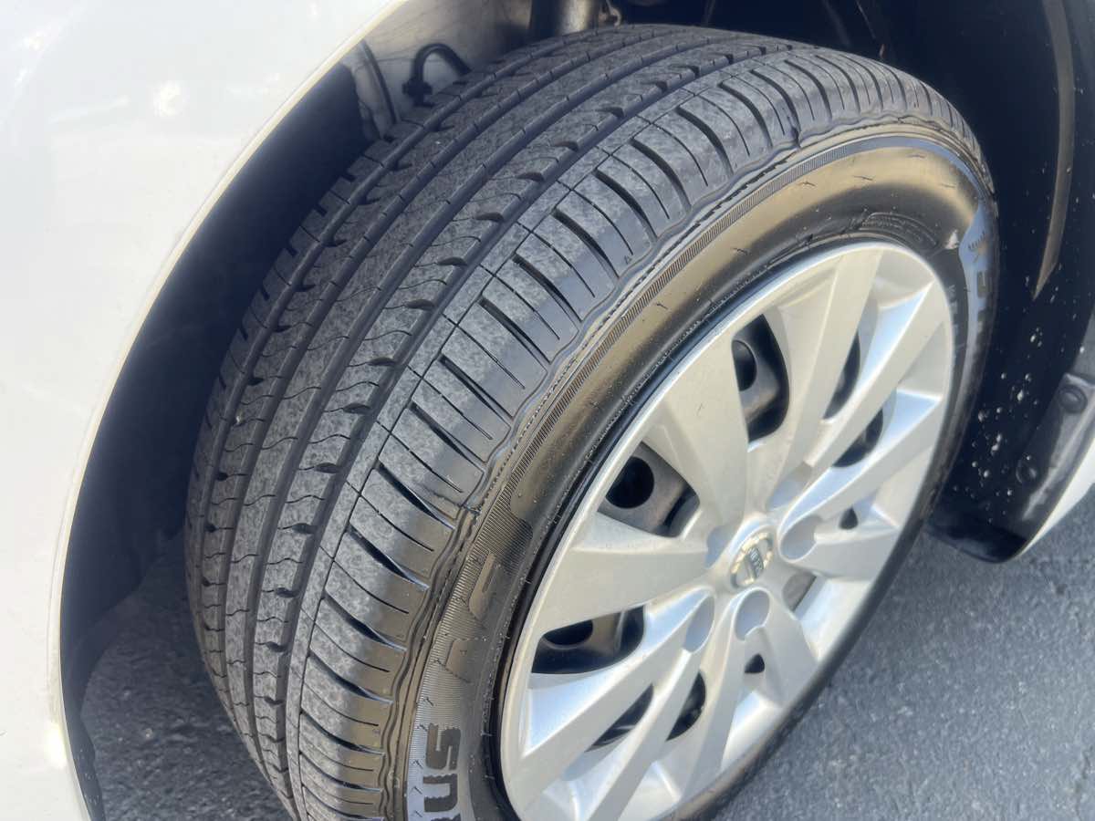 Used 2017 Nissan Sentra S FWD image 17