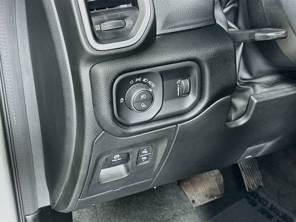 Certified 2022 RAM 1500 Big Horn AWD/4WD image 18