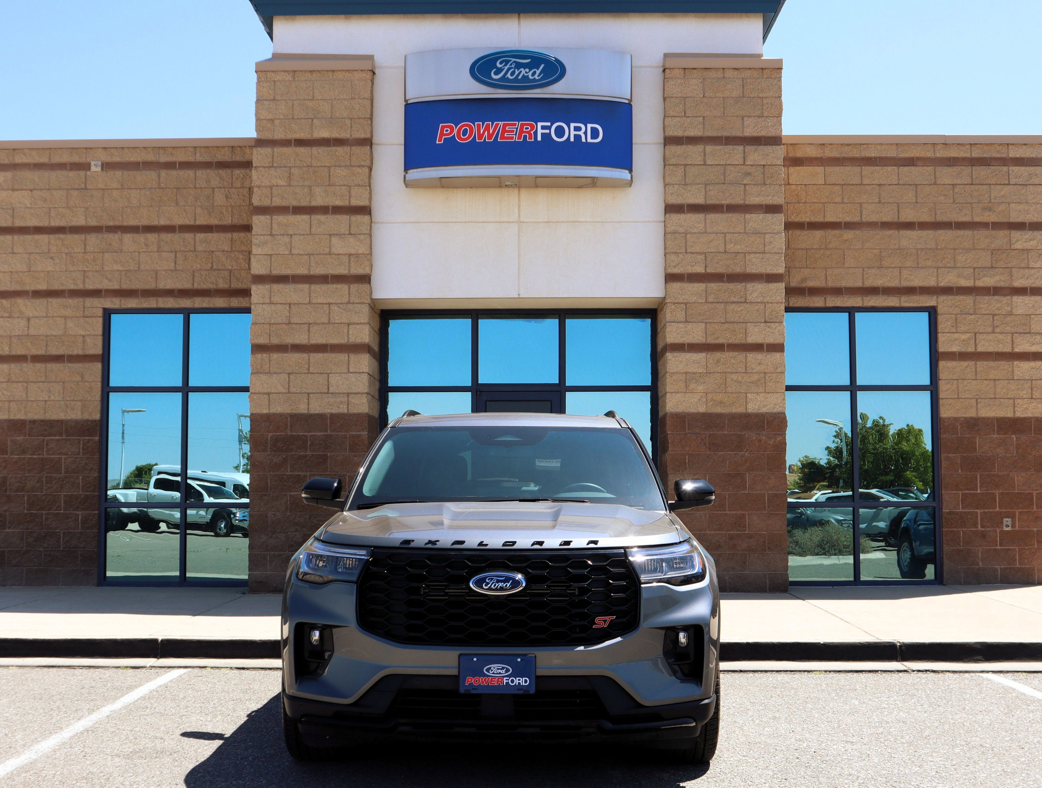 Certified 2025 Ford Explorer ST w/ Sun And Sound Package AWD/4WD image 3