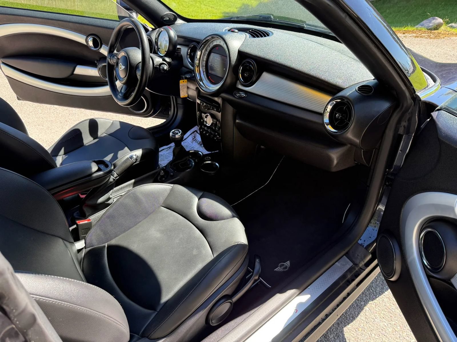 Used 2012 MINI Cooper Coupe S FWD image 9