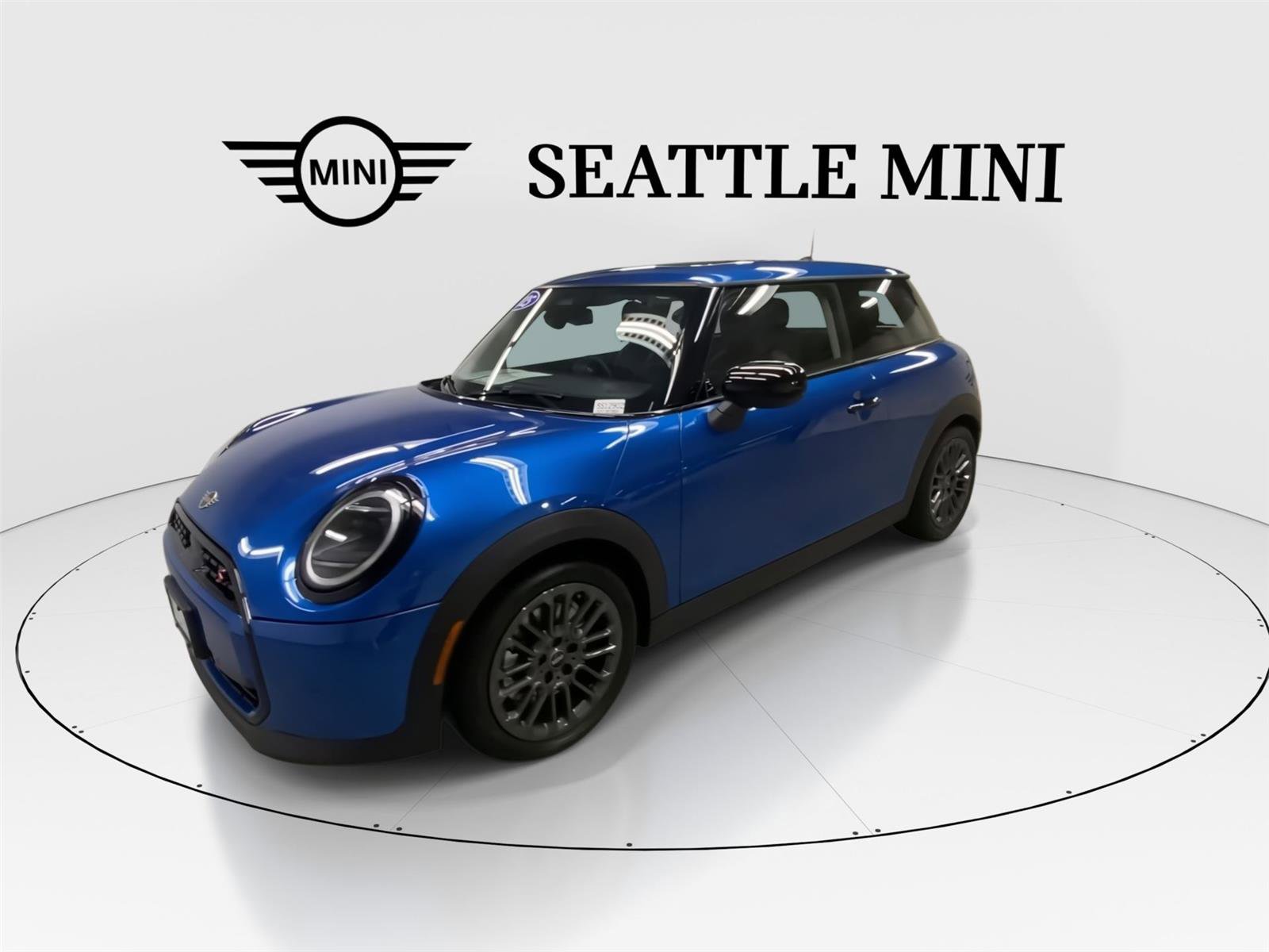 Certified 2025 MINI Cooper S image 5
