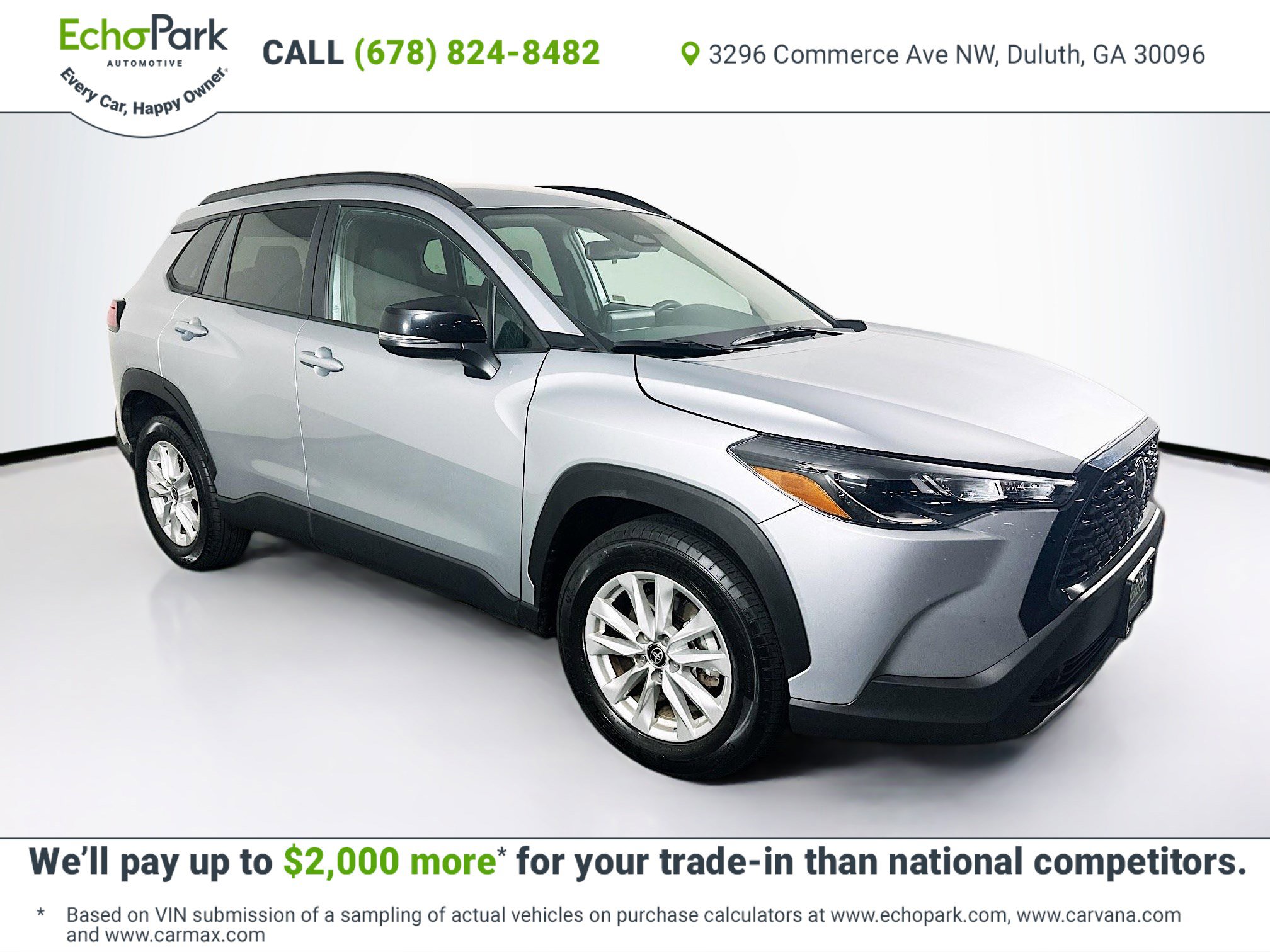 Used 2025 Toyota Corolla Cross LE image 1