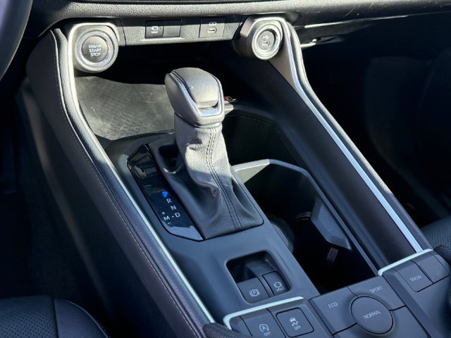 Used 2025 Toyota Grand Highlander FWD image 16
