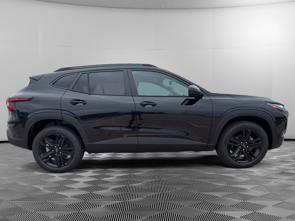 New 2026 Chevrolet Trax ACTIV w/ Driver Confidence Package FWD image 5