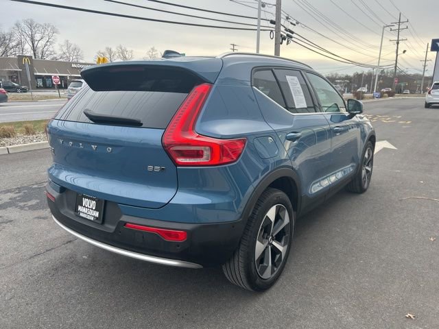 Certified 2025 Volvo XC40 B5 Plus image 5