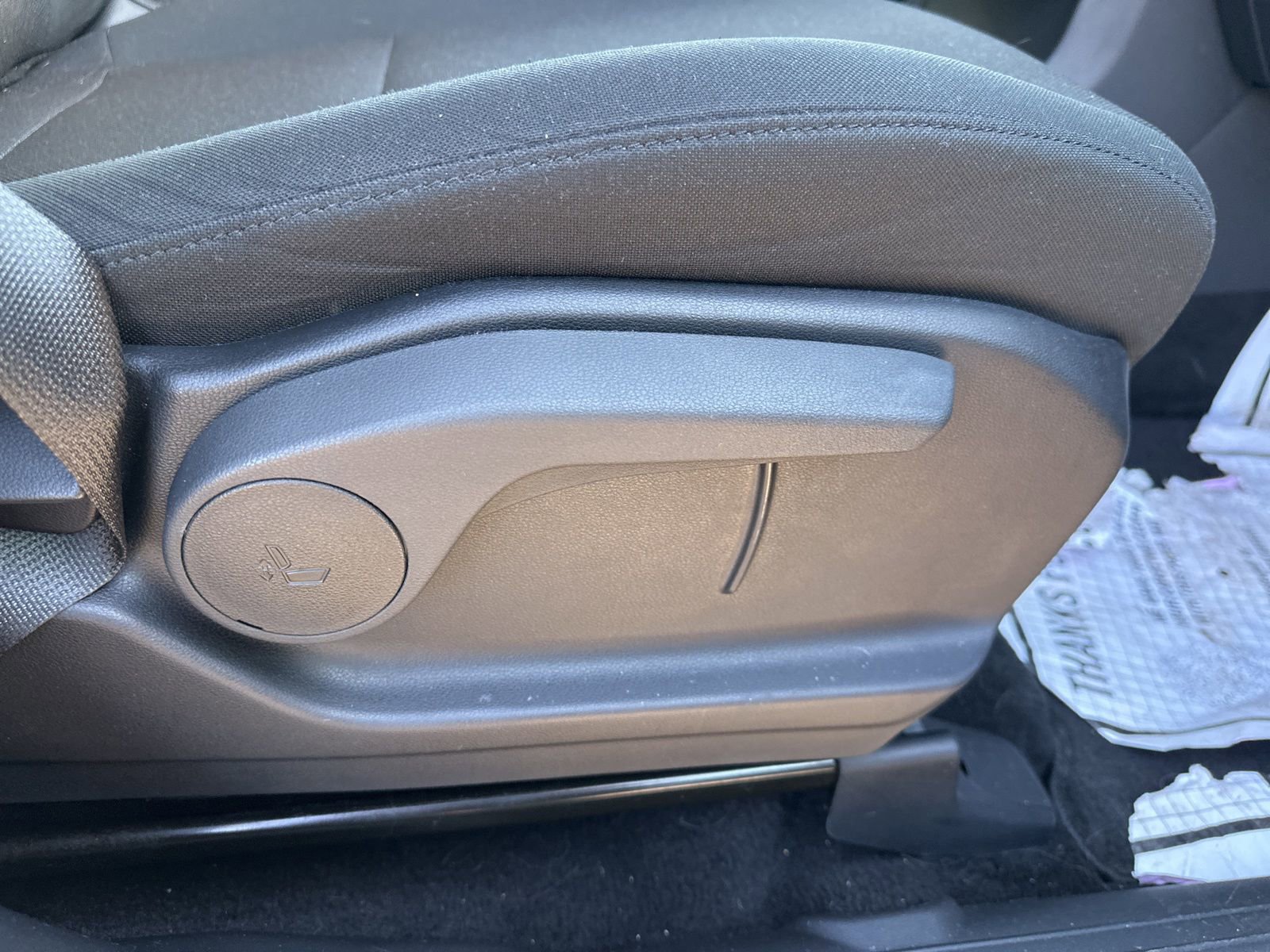 Used 2025 Hyundai Santa Fe SE image 37