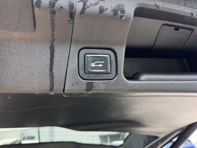 Used 2019 GMC Acadia SLT FWD image 16