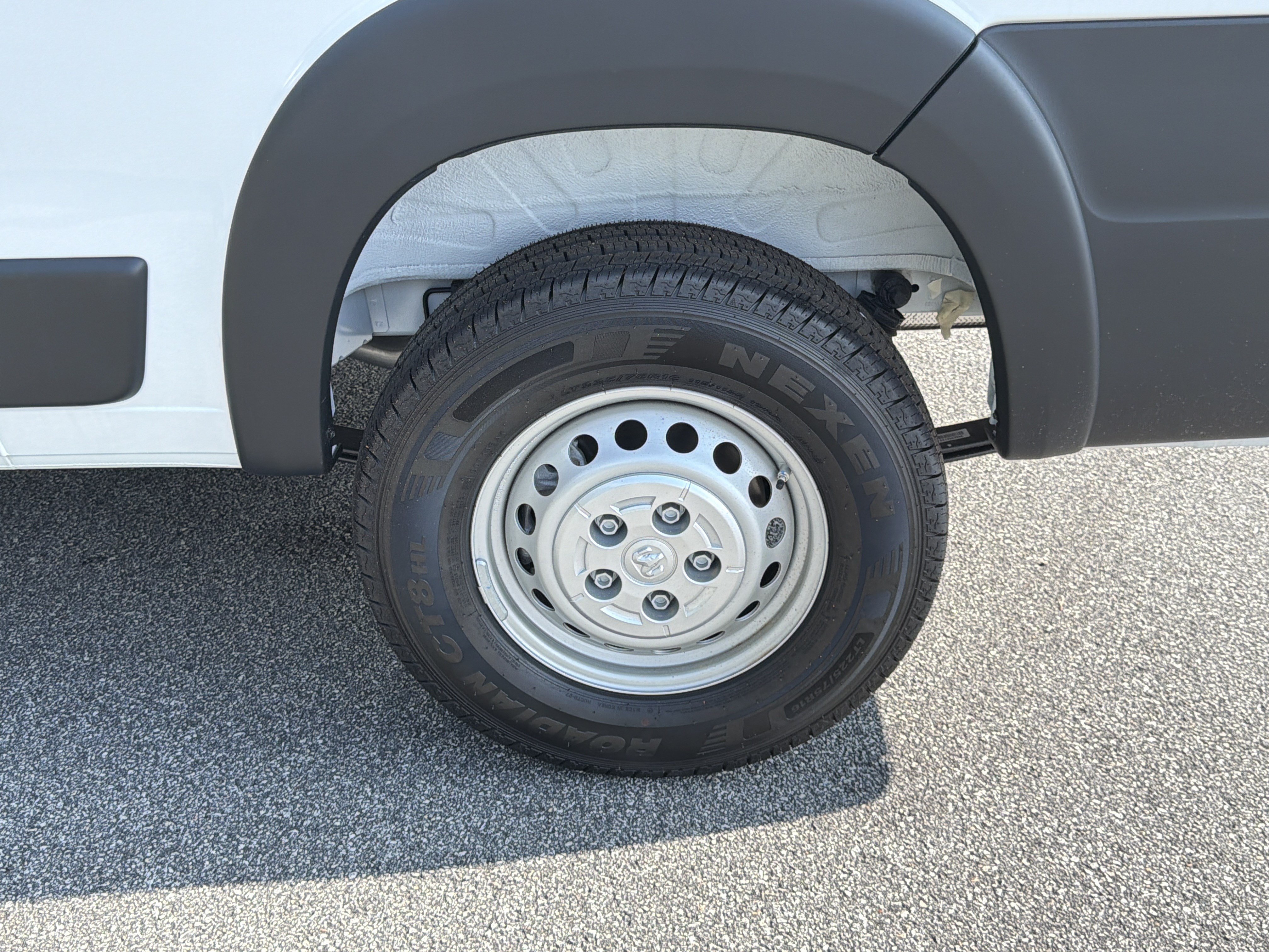 New 2026 RAM ProMaster 1500 w/ Safety Group FWD image 22