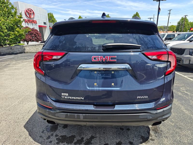 Used 2018 GMC Terrain SLE w/ Driver Convenience Package AWD/4WD image 5