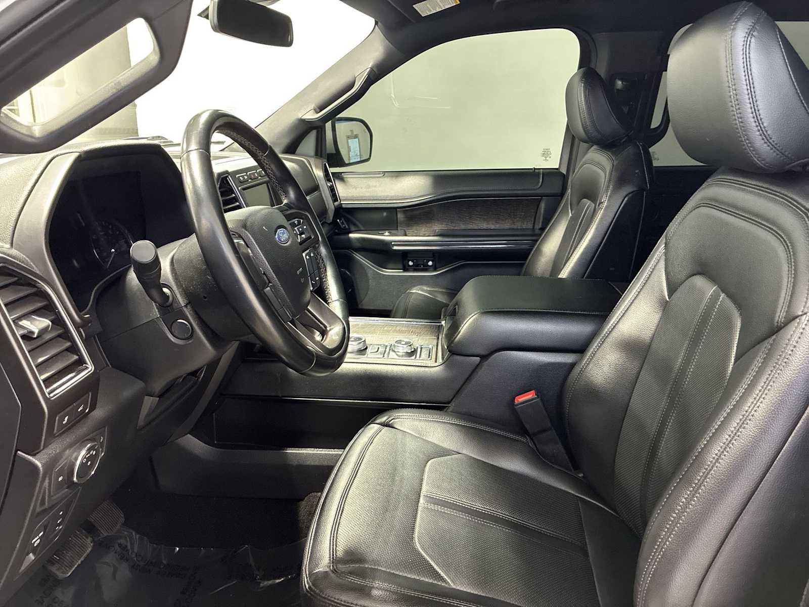 Used 2021 Ford Expedition Limited AWD/4WD image 13