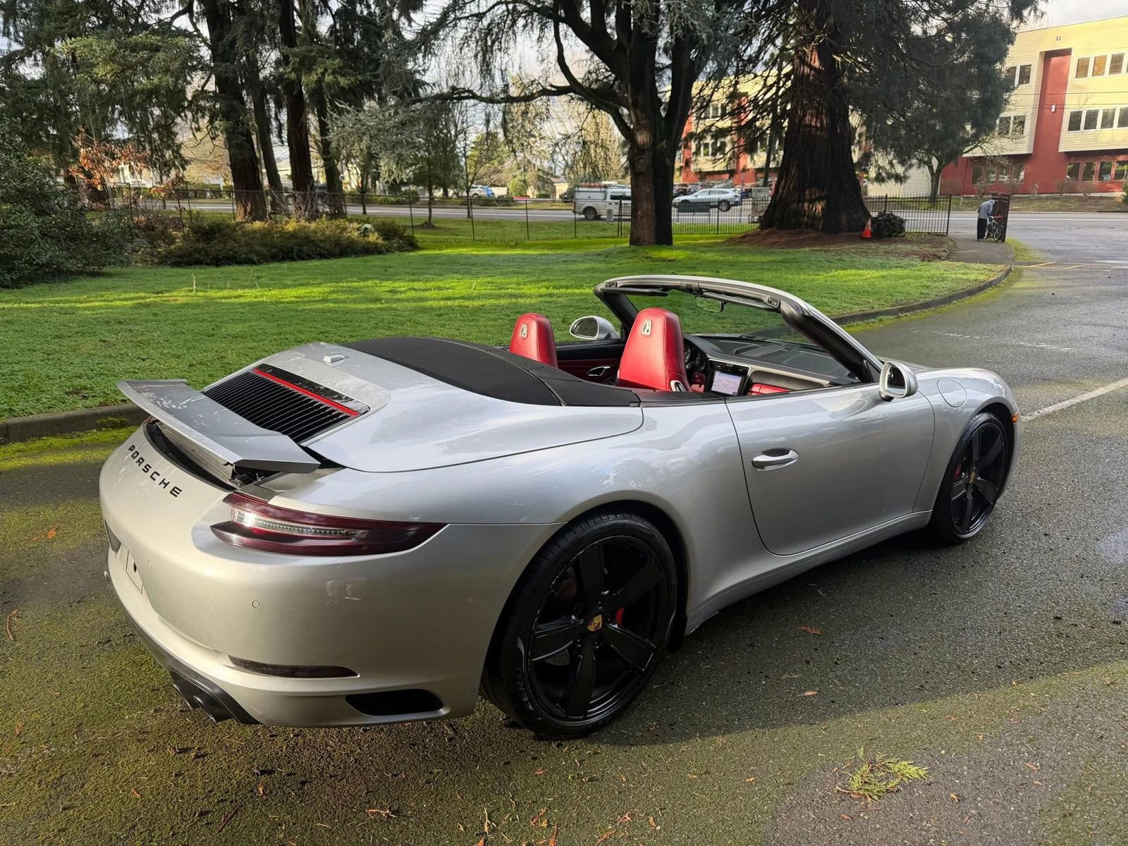 Used 2017 Porsche 911 Carrera image 6