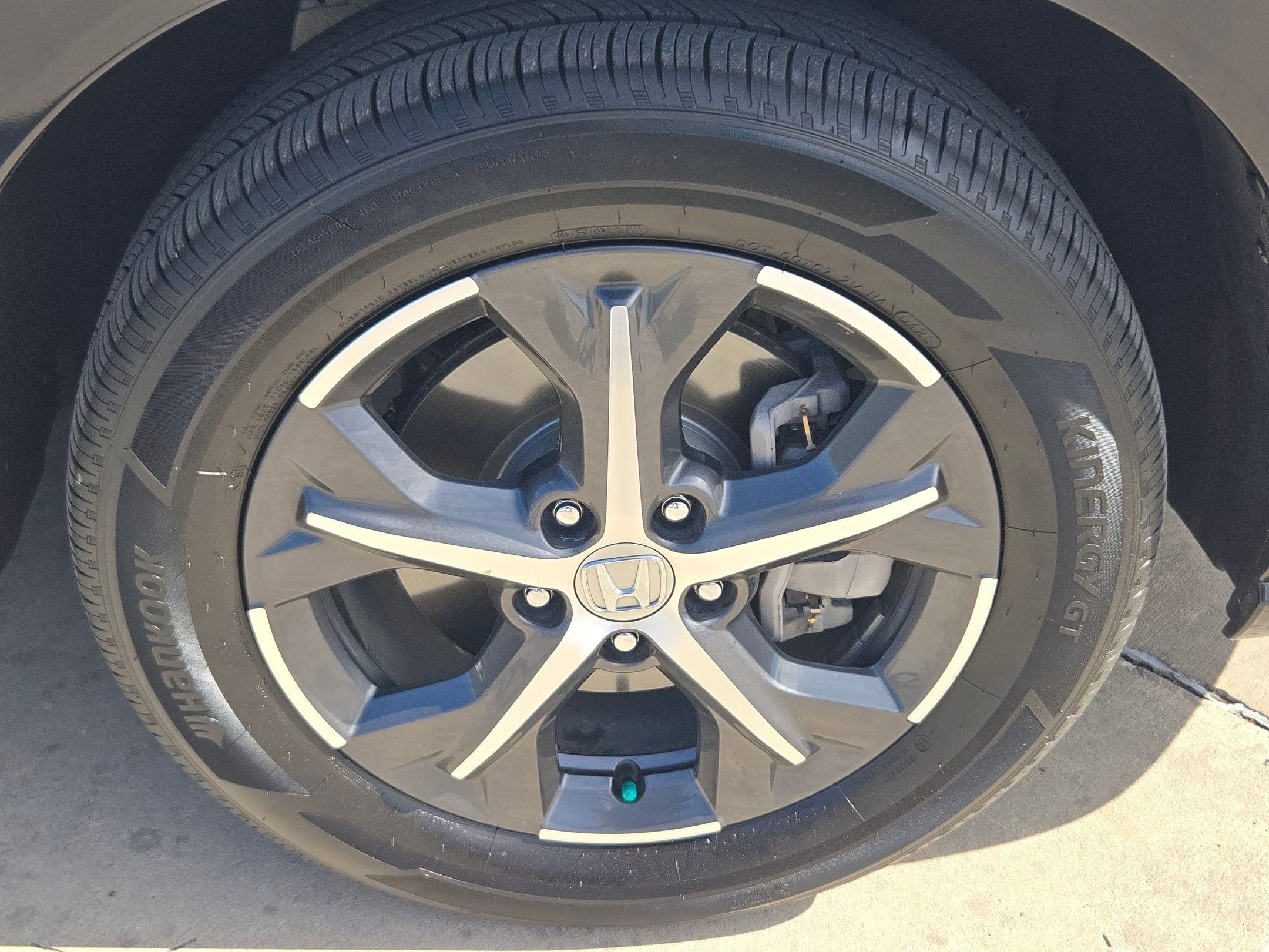 Used 2025 Honda HR-V EX-L image 31