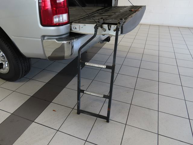 Used 2011 RAM 1500 ST w/ Chrome Appearance Group image 16