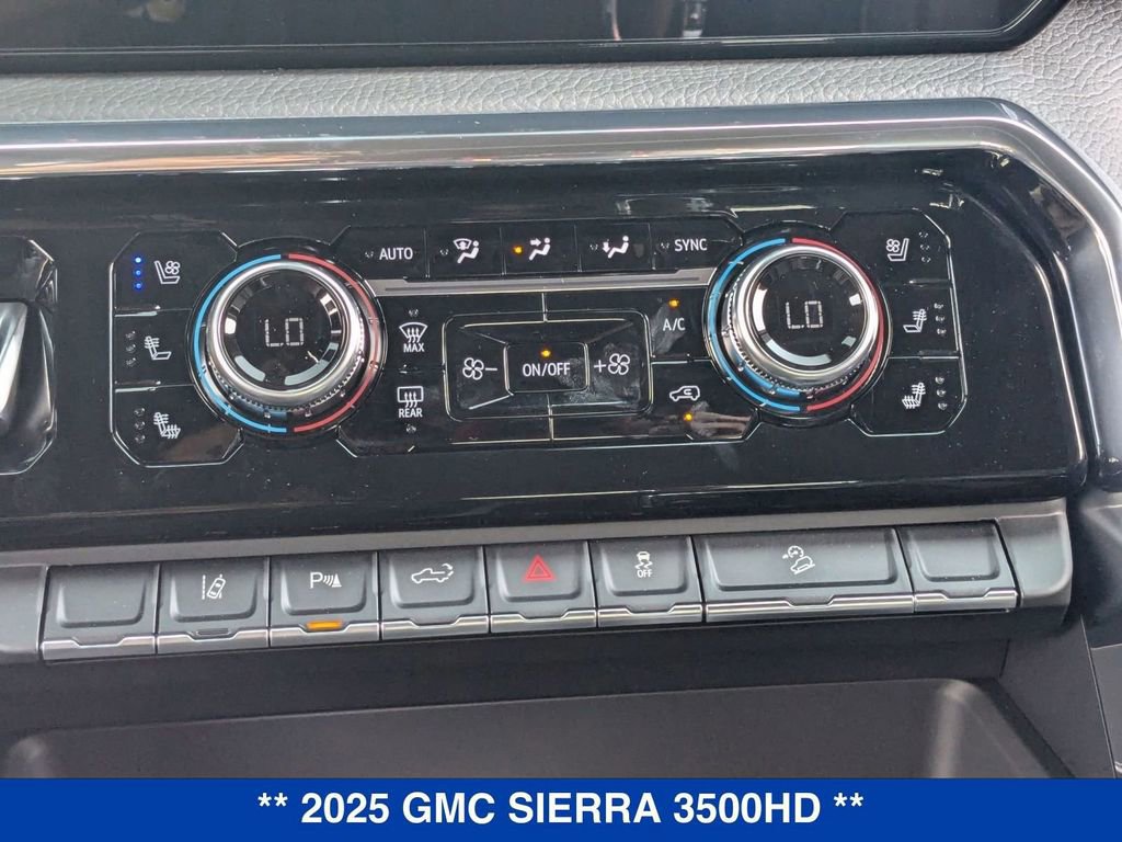 New 2025 GMC Sierra 3500 Denali w/ Denali Reserve Package image 27