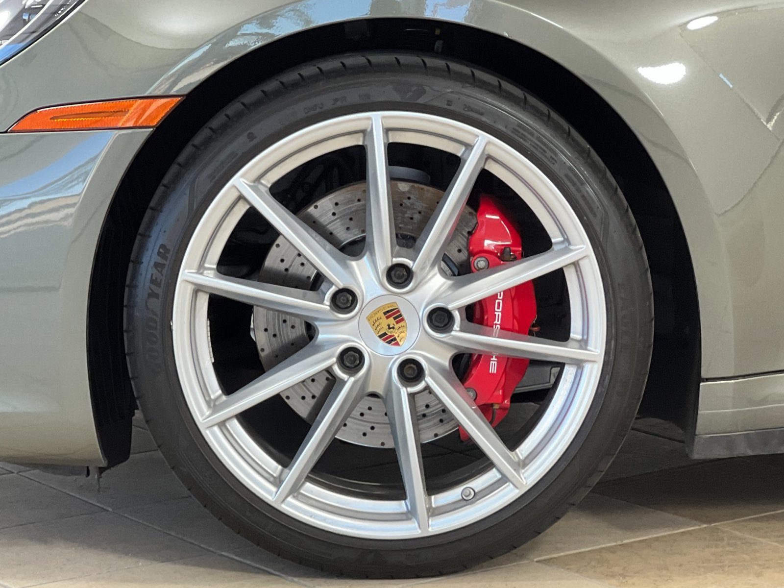 Certified 2020 Porsche 911 Carrera S RWD image 26
