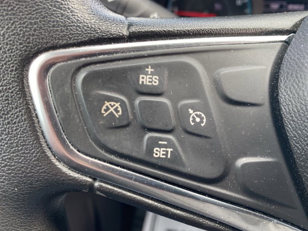 Used 2018 Chevrolet Equinox LT image 26