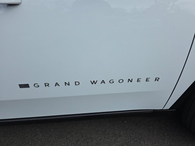 Used 2026 Jeep Grand Wagoneer Summit w/ Premium Group III AWD/4WD image 35