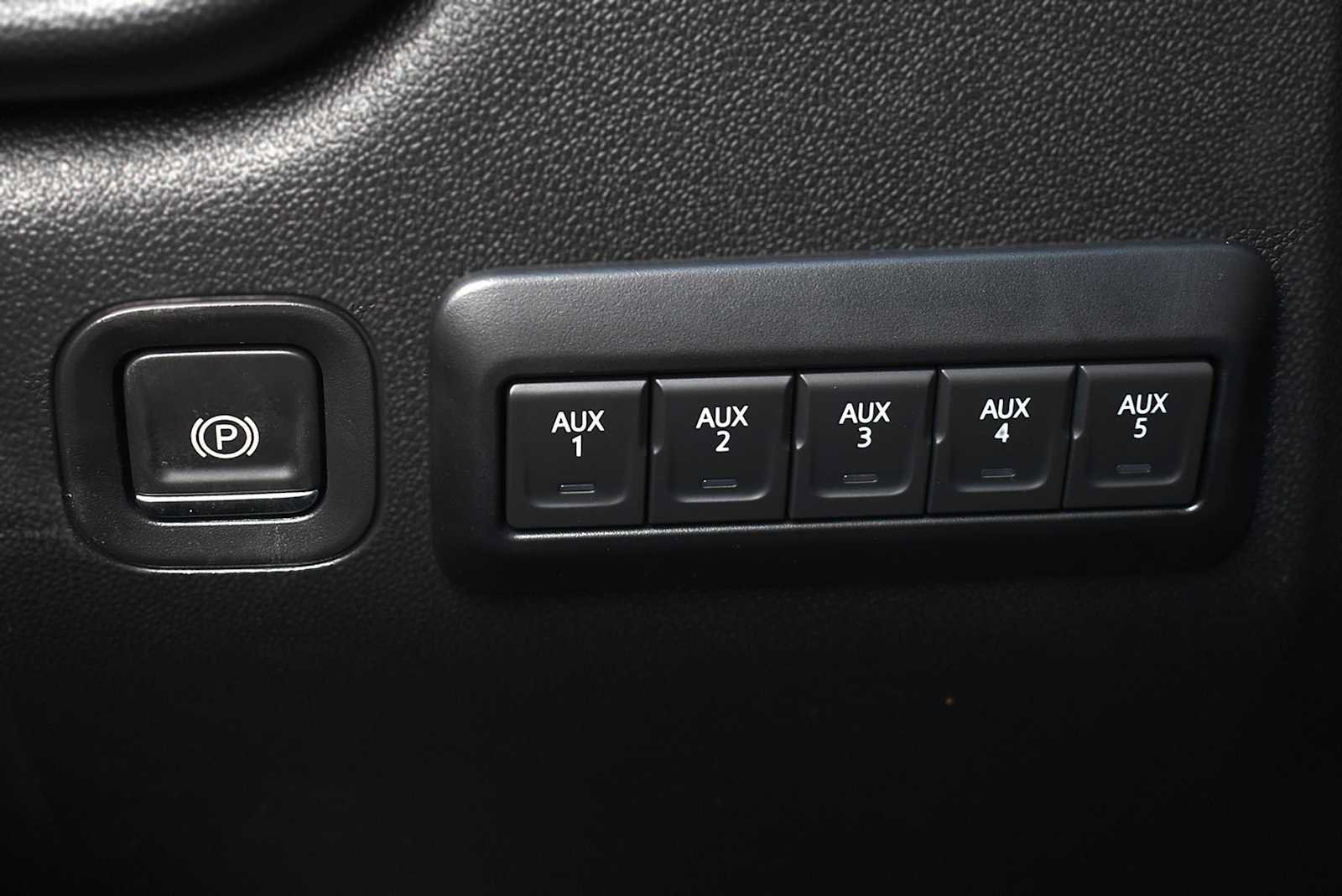 New 2026 Chevrolet Silverado 2500 Custom w/ Custom Value Package AWD/4WD image 21