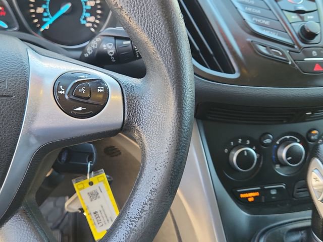 Used 2015 Ford Escape SE image 16