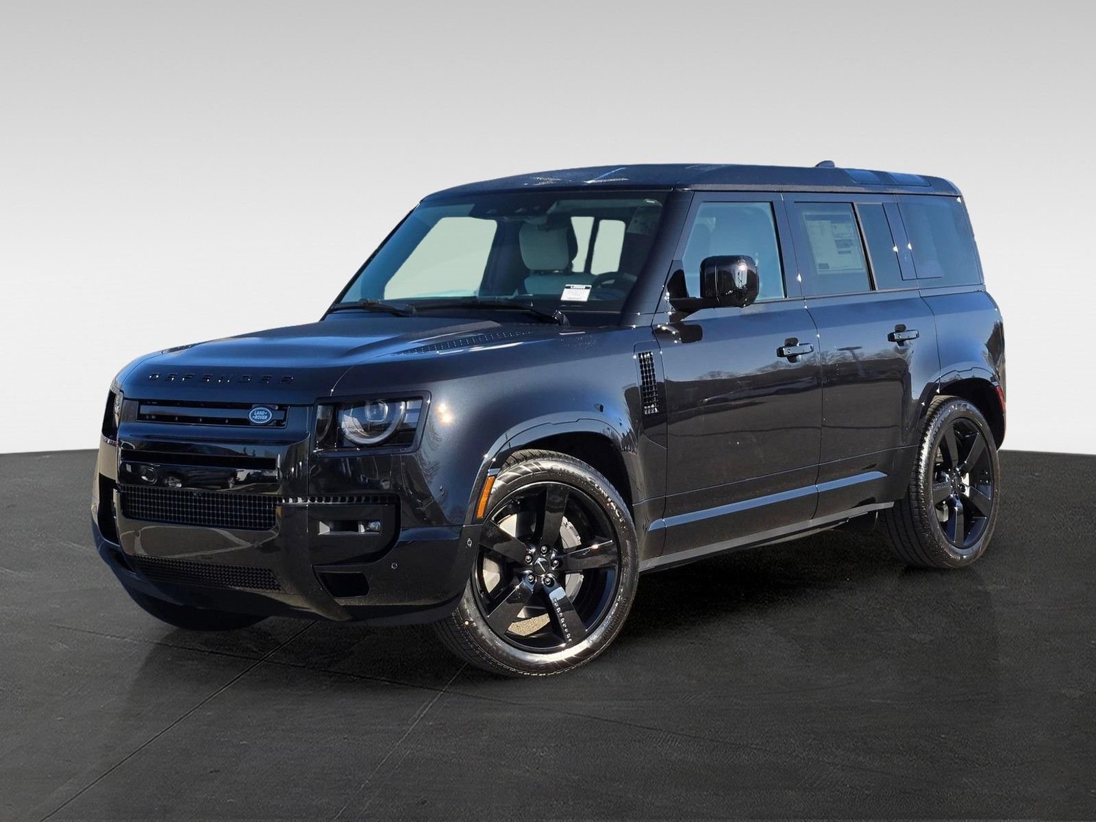 New 2026 Land Rover Defender 110 X-Dynamic SE AWD/4WD image 2