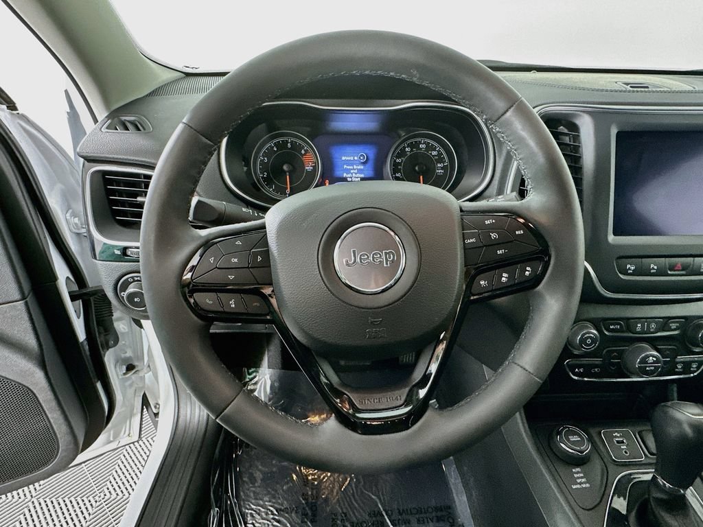 Certified 2023 Jeep Cherokee Altitude Lux AWD/4WD image 18