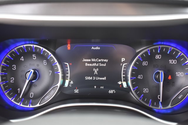 New 2026 Chrysler Pacifica Select image 23