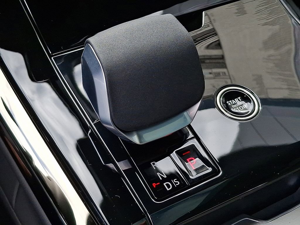 New 2026 Land Rover Range Rover Sport SE image 13