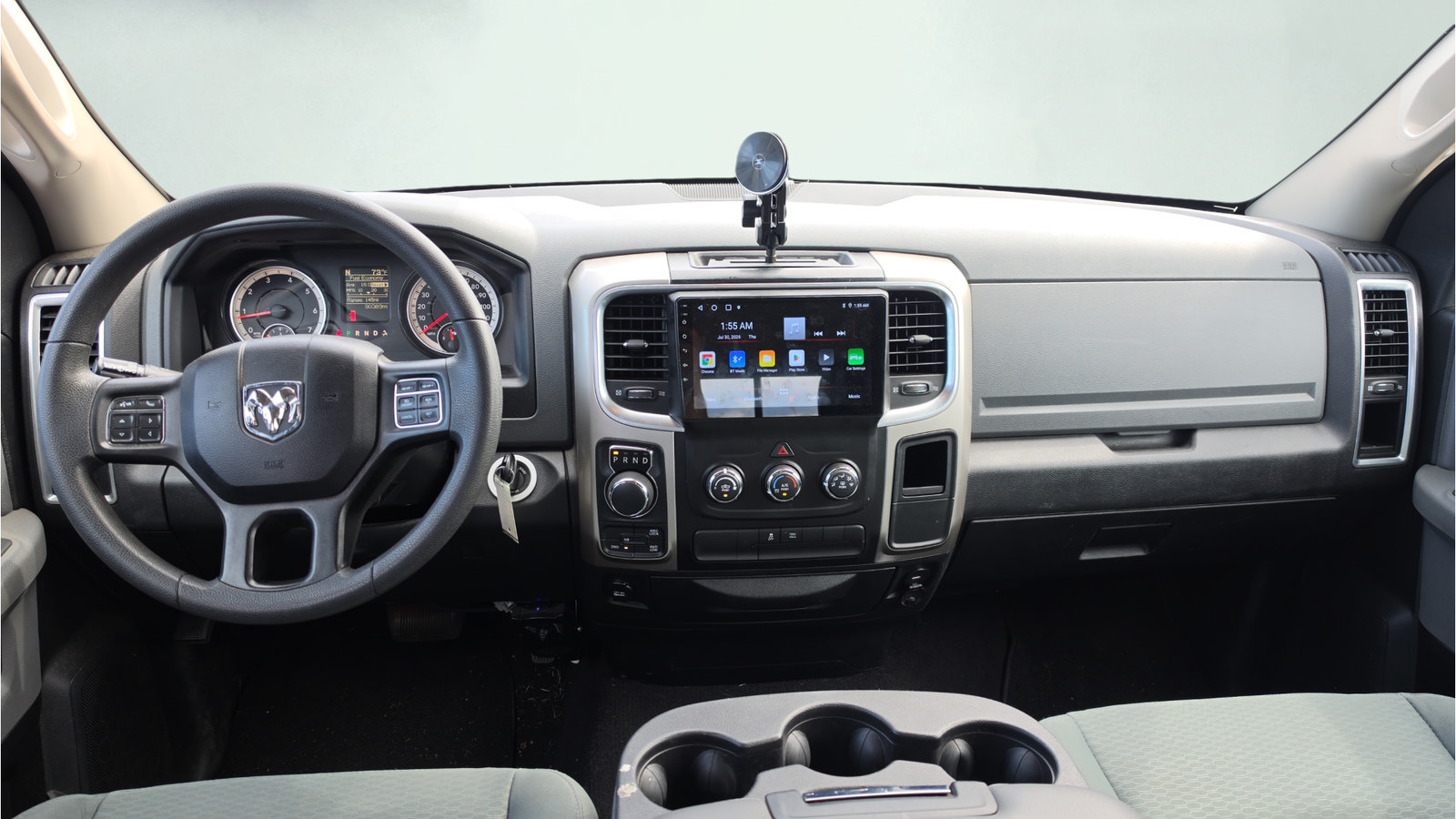 Used 2018 RAM 1500 Classic SLT AWD/4WD image 13