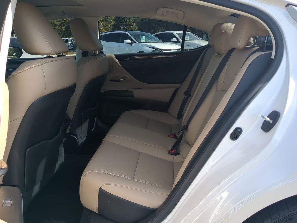 Used 2021 Lexus ES 350 w/ Premium Package image 15