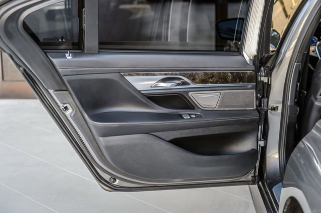Used 2016 BMW 740i RWD image 53