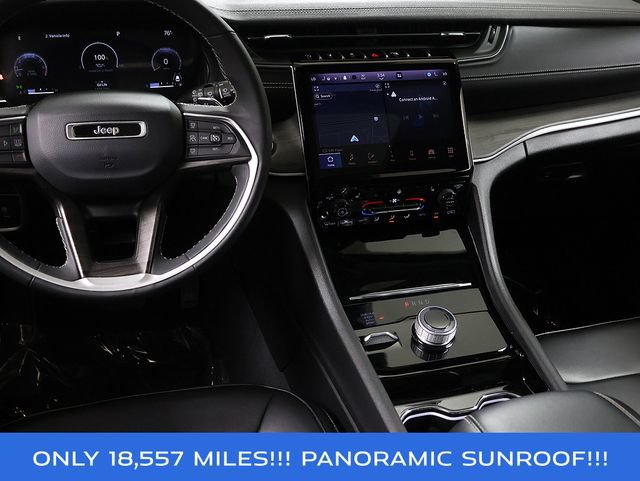 Used 2023 Jeep Grand Cherokee L Limited AWD/4WD image 17