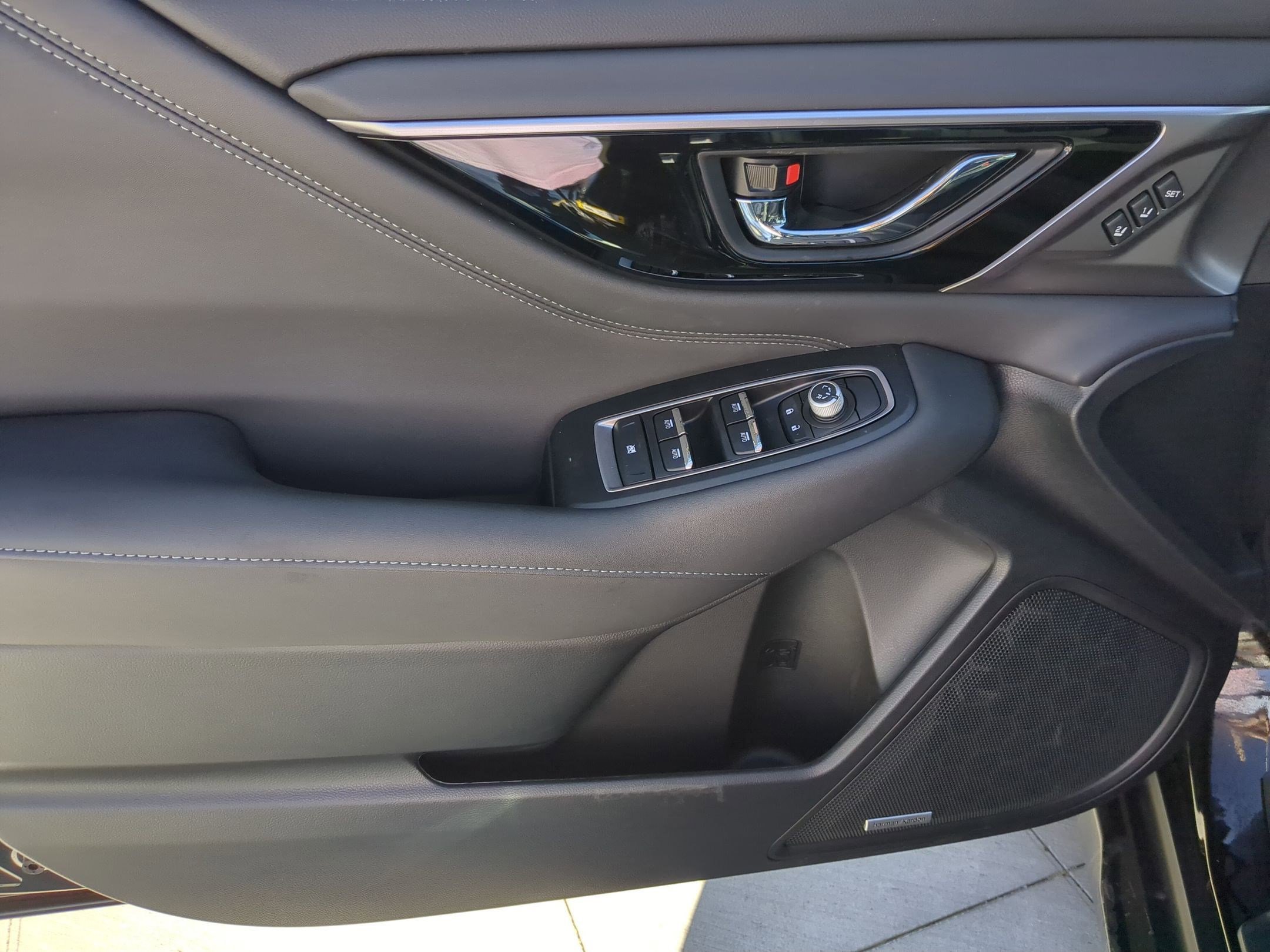 Used 2025 Subaru Outback Limited XT w/ Popular Package #2 image 14