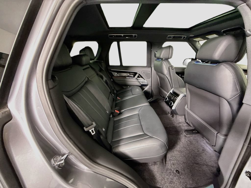 New 2026 Land Rover Range Rover SE AWD/4WD image 23
