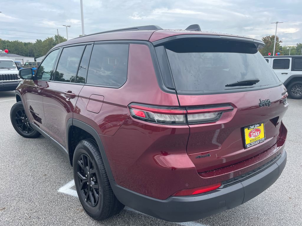 Used 2025 Jeep Grand Cherokee L Altitude w/ Trailer Tow Package image 8