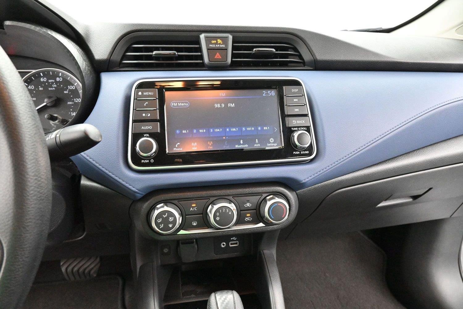 Used 2023 Nissan Versa SV FWD image 19