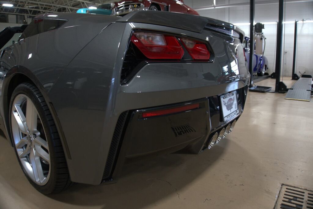 Used 2016 Chevrolet Corvette Stingray Coupe w/ 2LT Preferred Equipment Group image 22