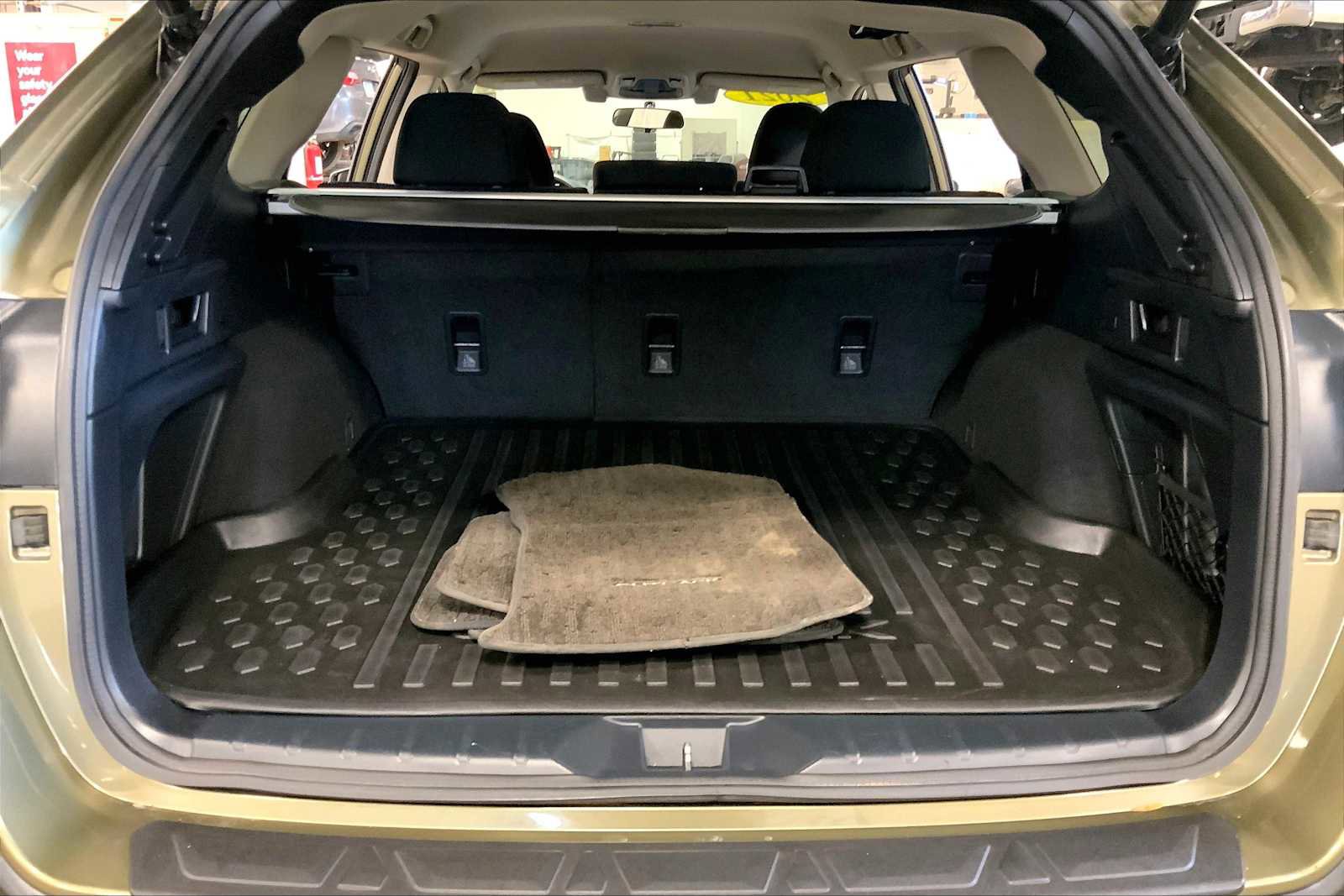 Used 2021 Subaru Outback Premium image 34