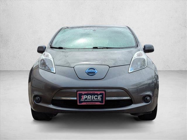 Used 2017 Nissan Leaf SV FWD image 2