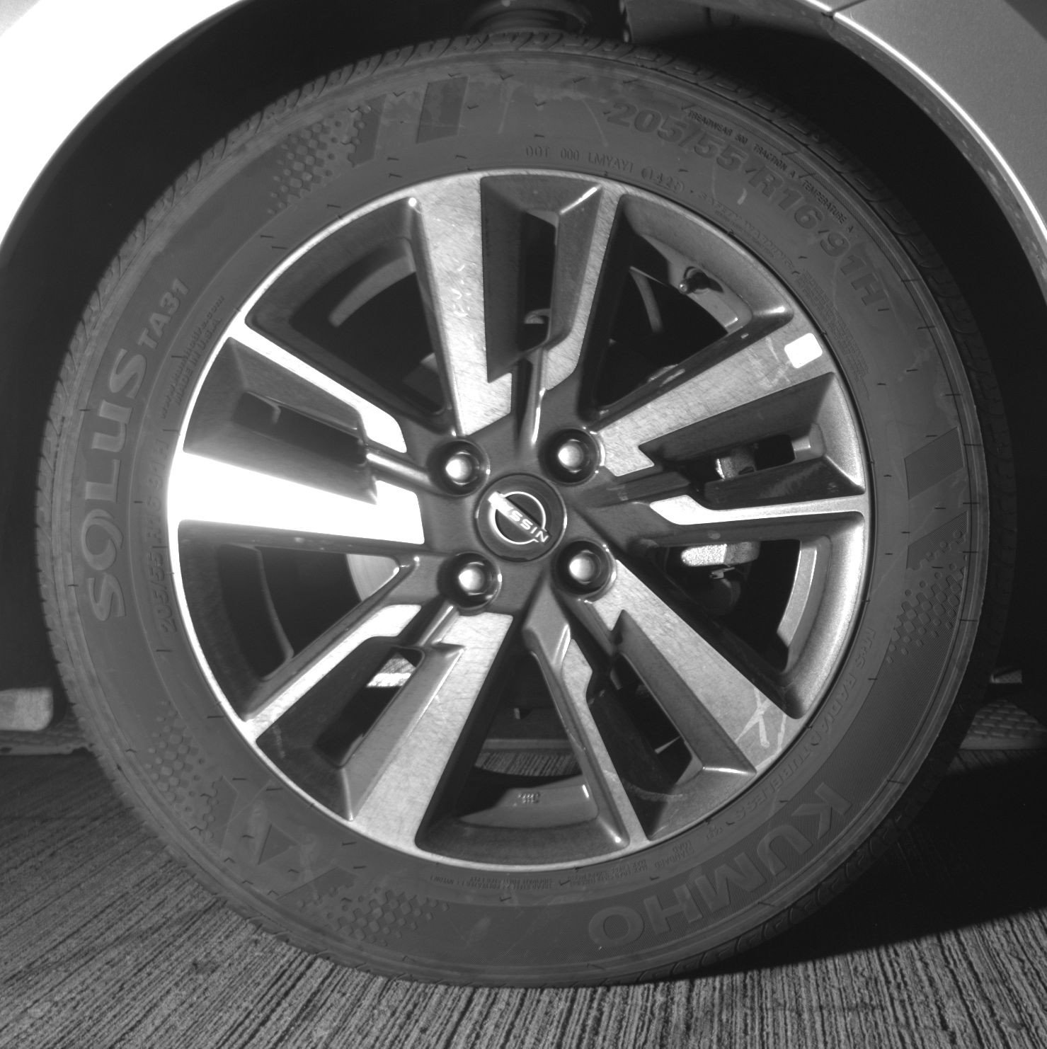 Used 2025 Nissan Versa SV image 13