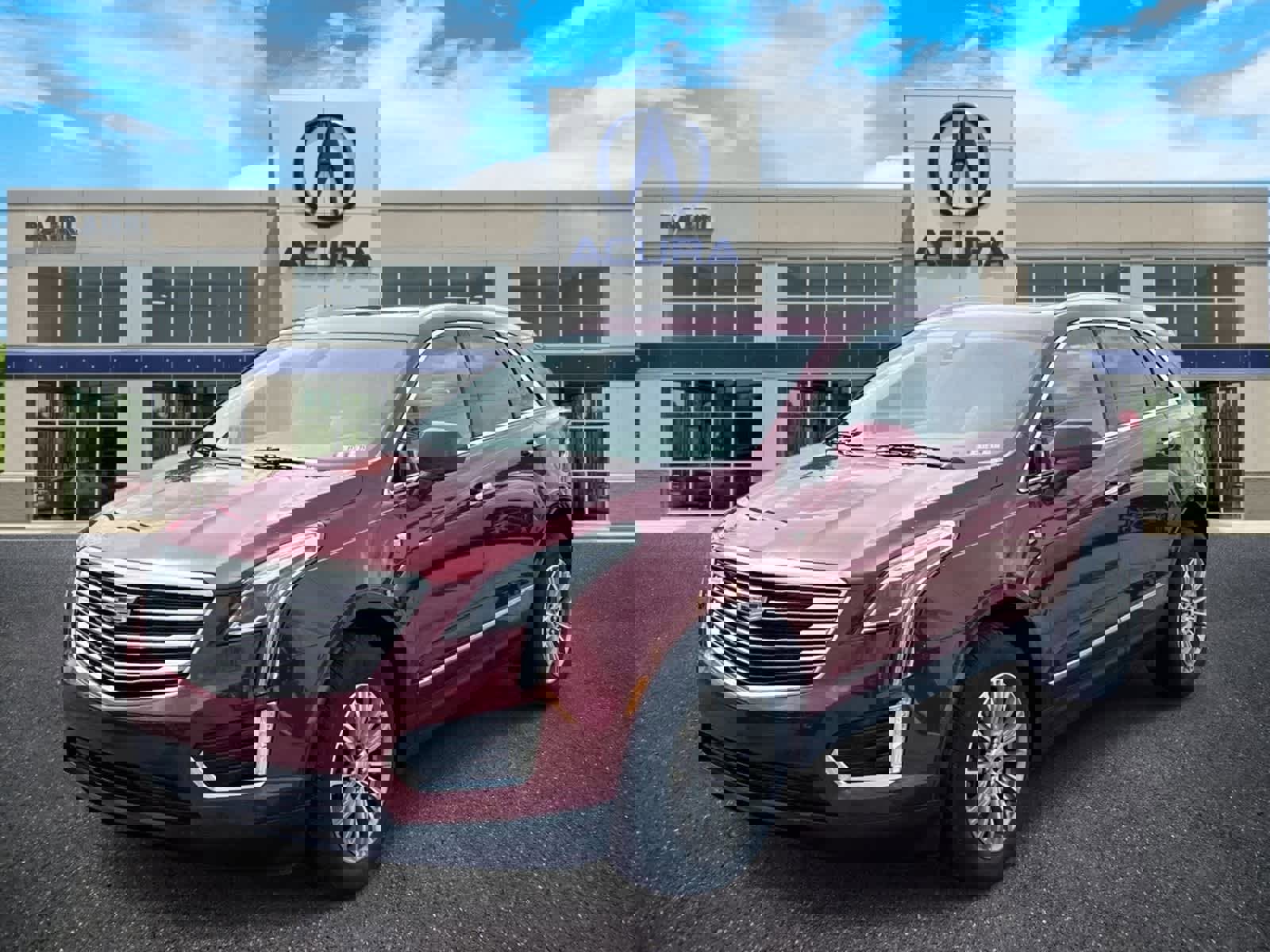 Used 2017 Cadillac XT5 Luxury w/ Driver Awareness Package AWD/4WD image 1