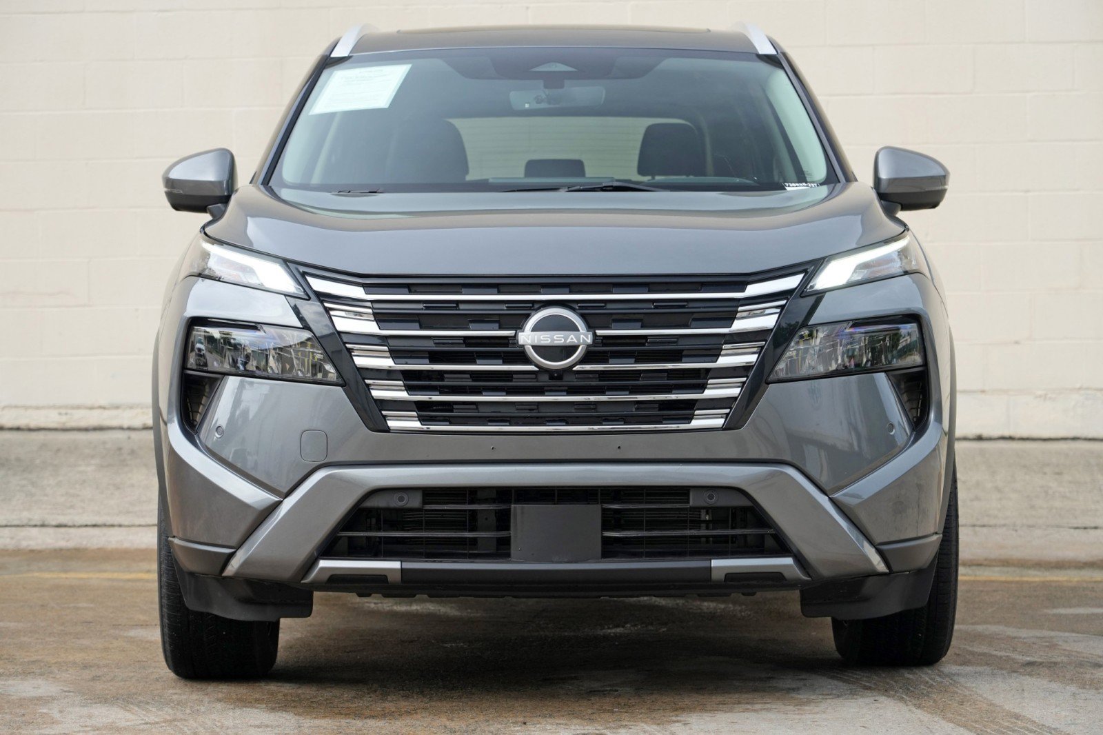 Used 2024 Nissan Rogue SL w/ SL Premium Package AWD/4WD image 6