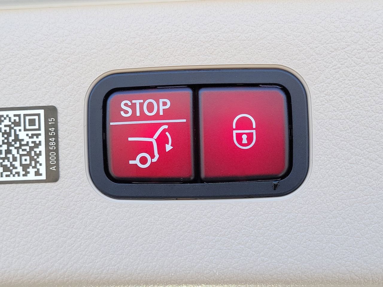 Certified 2022 Mercedes-Benz EQS 450+ 450 image 9