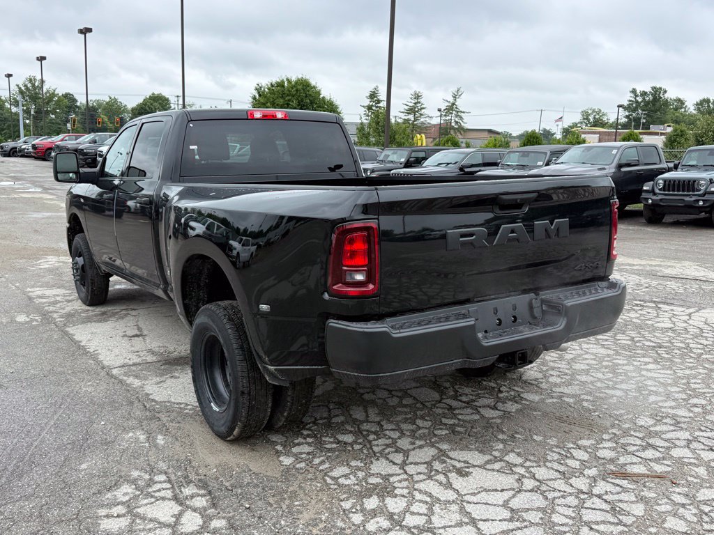 New 2026 RAM 3500 Tradesman AWD/4WD image 9