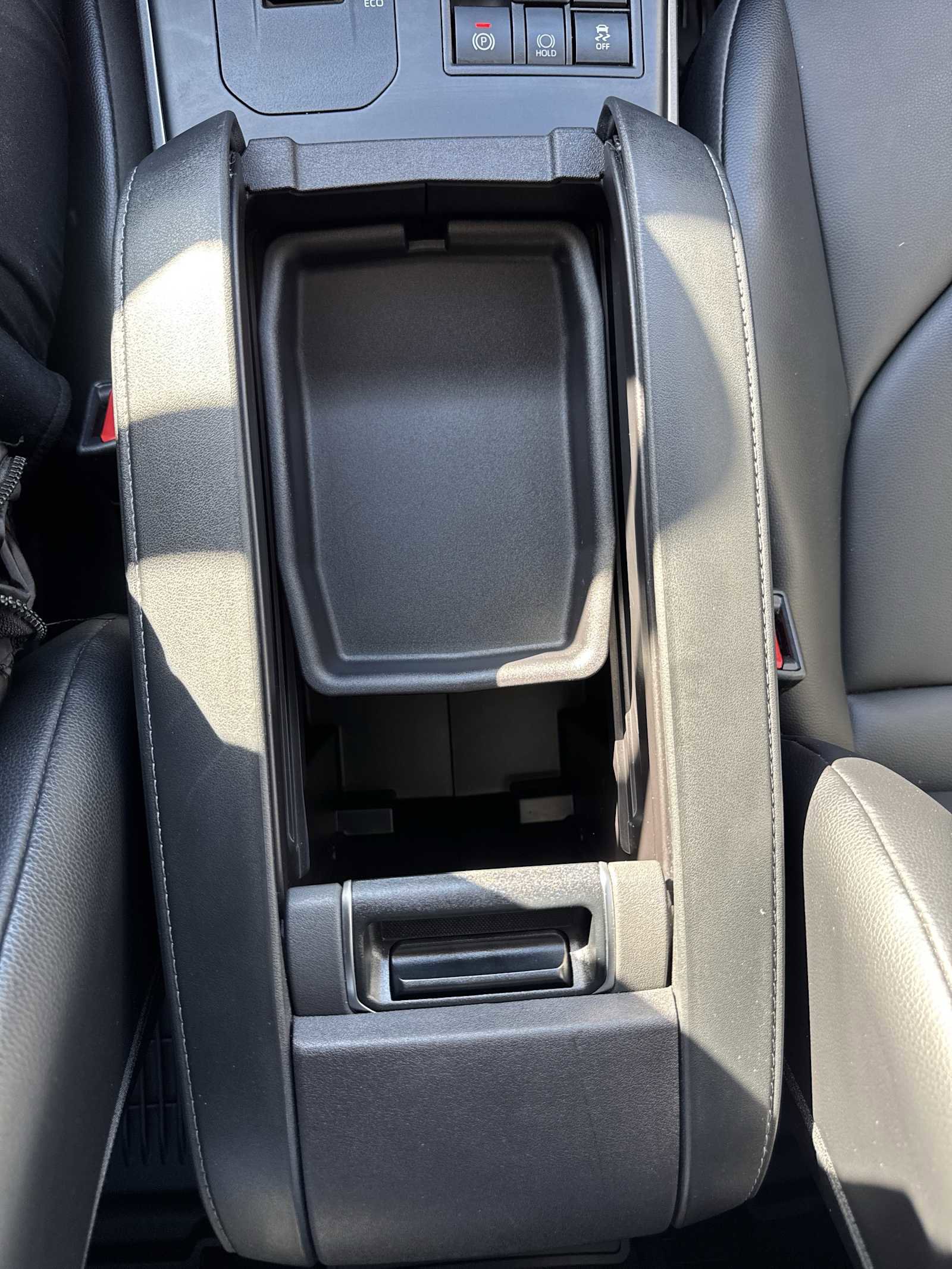 Used 2023 Toyota Highlander XLE image 26