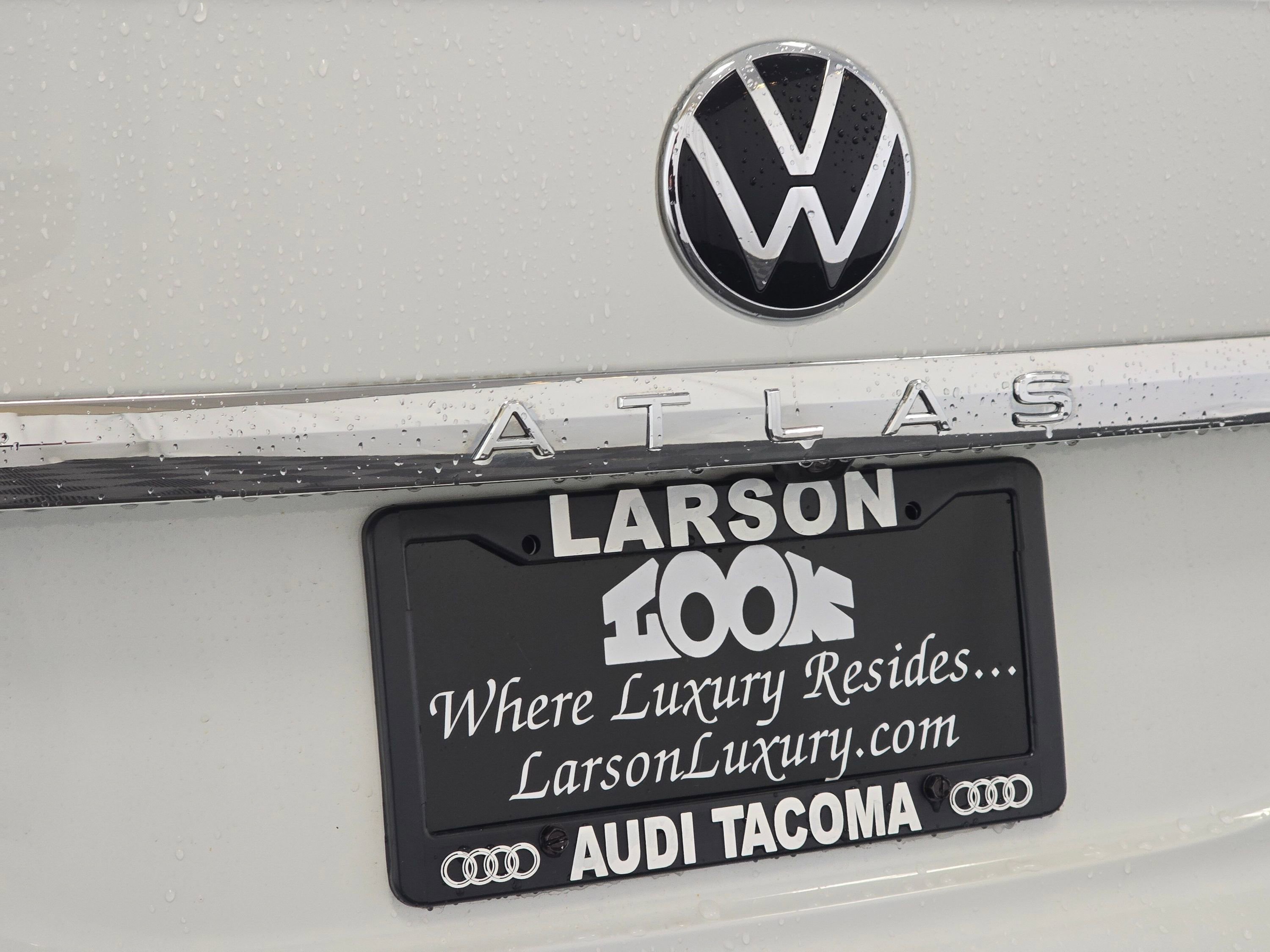 Used 2020 Volkswagen Atlas Cross Sport SEL image 31